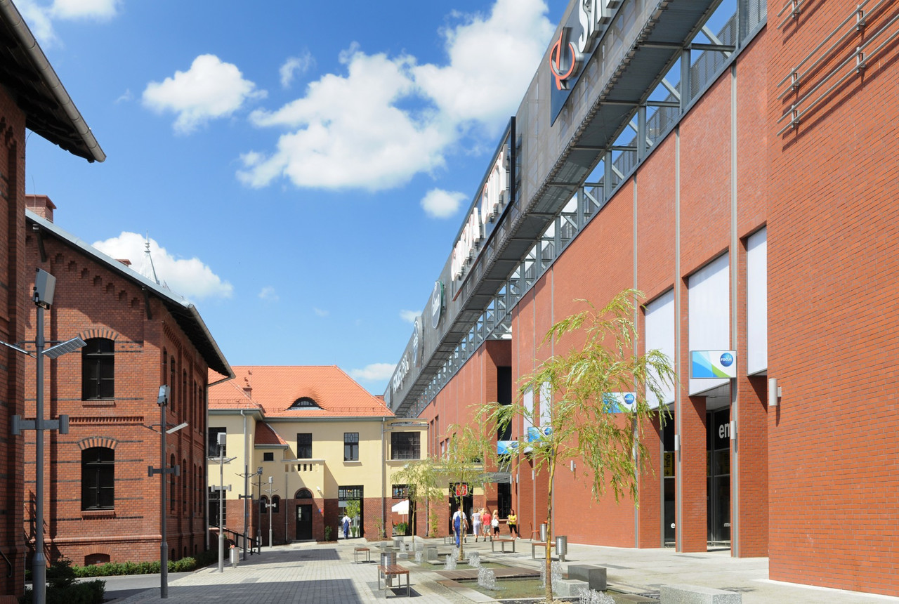 Obchodné centrum v Bydgošti Obchodné centrum v Bydgošti